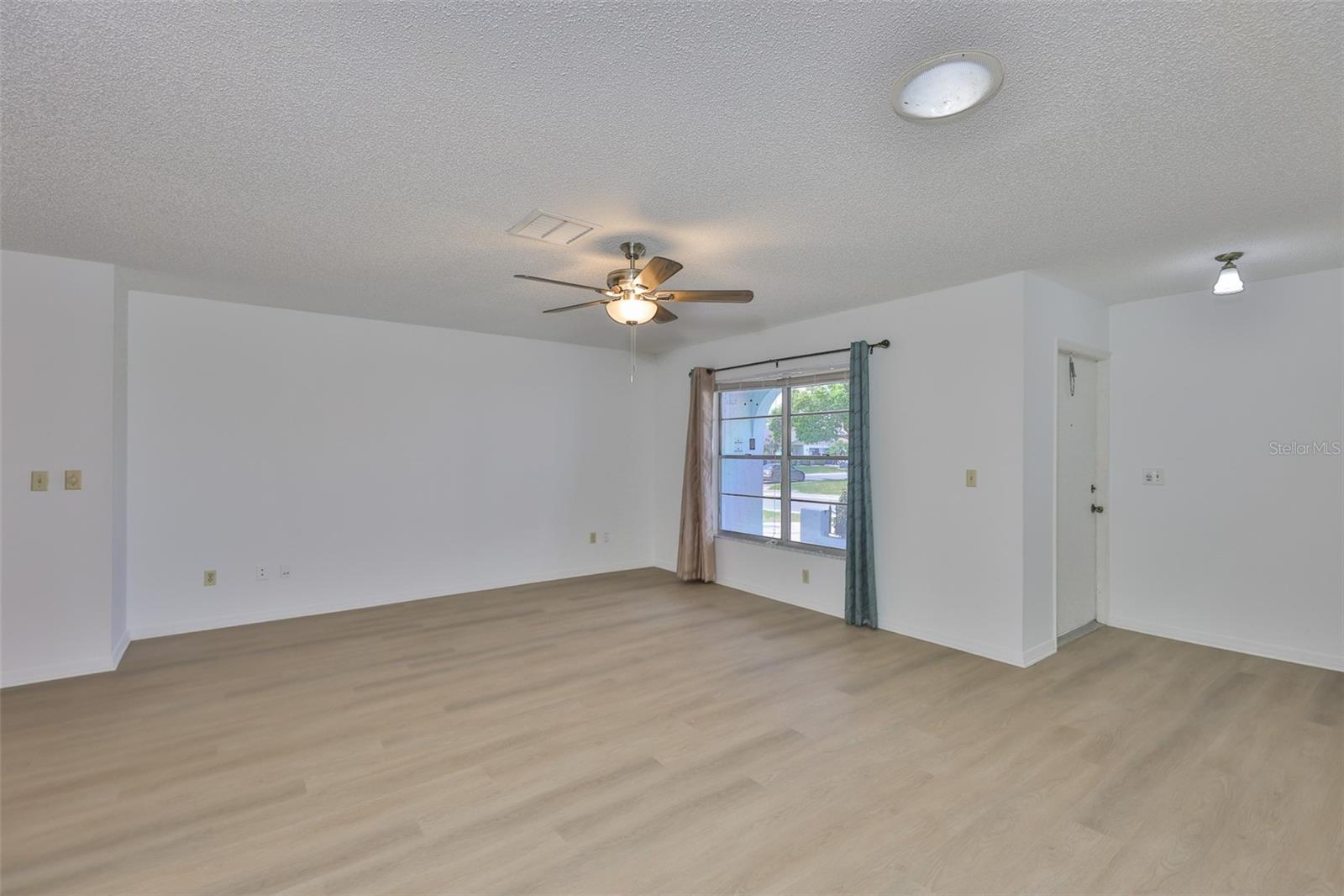 SUN CITY CENTER UNIT 45 1ST AD - Residential Lease