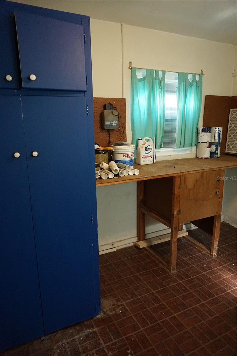 SUN LIT SHORES - Residential Lease