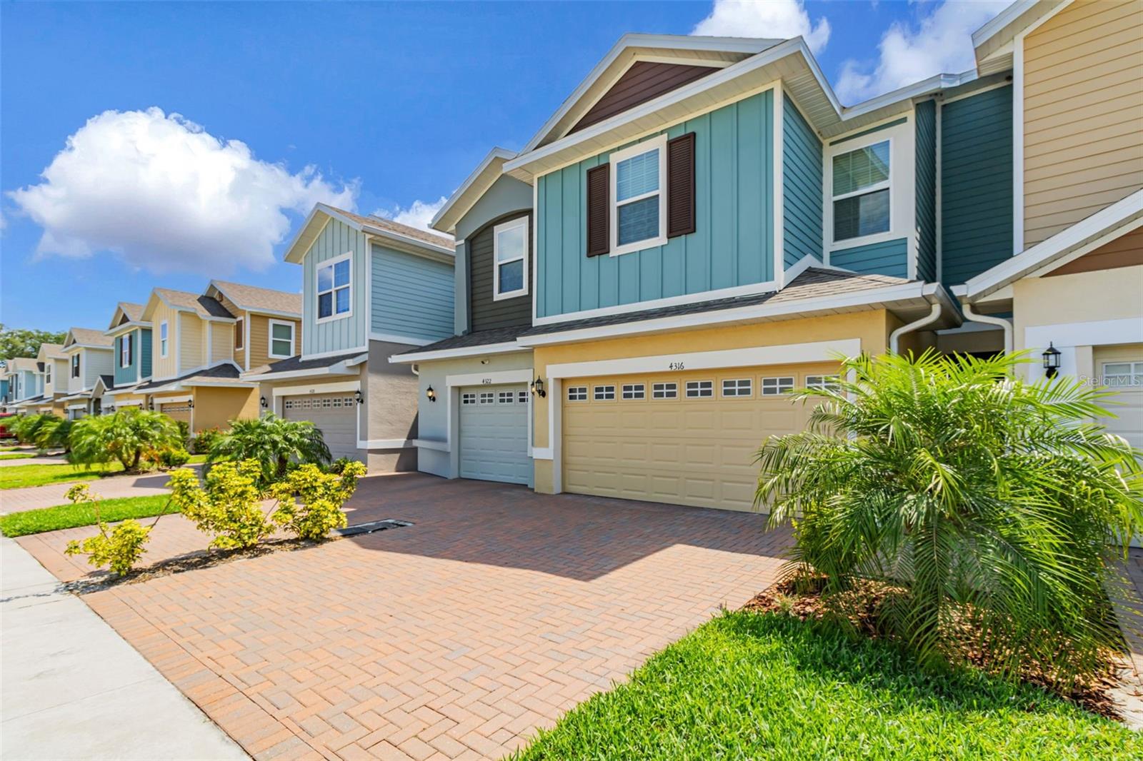 4316 SAILPLANE COURT
