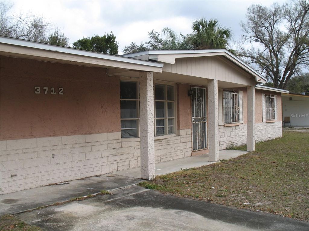 Photo of 3712 E Clifton Street, Tampa, FL 33610 (MLS # TB8477929)