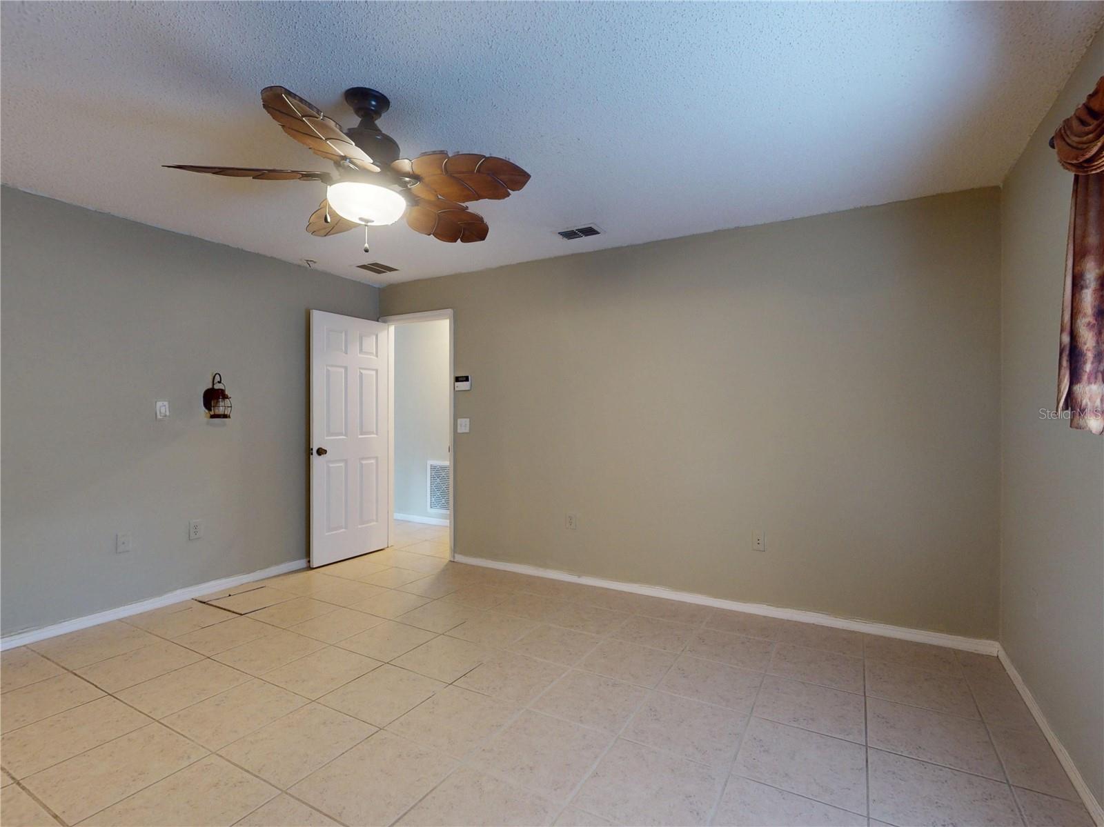 WEST HIGHLANDS - Residential