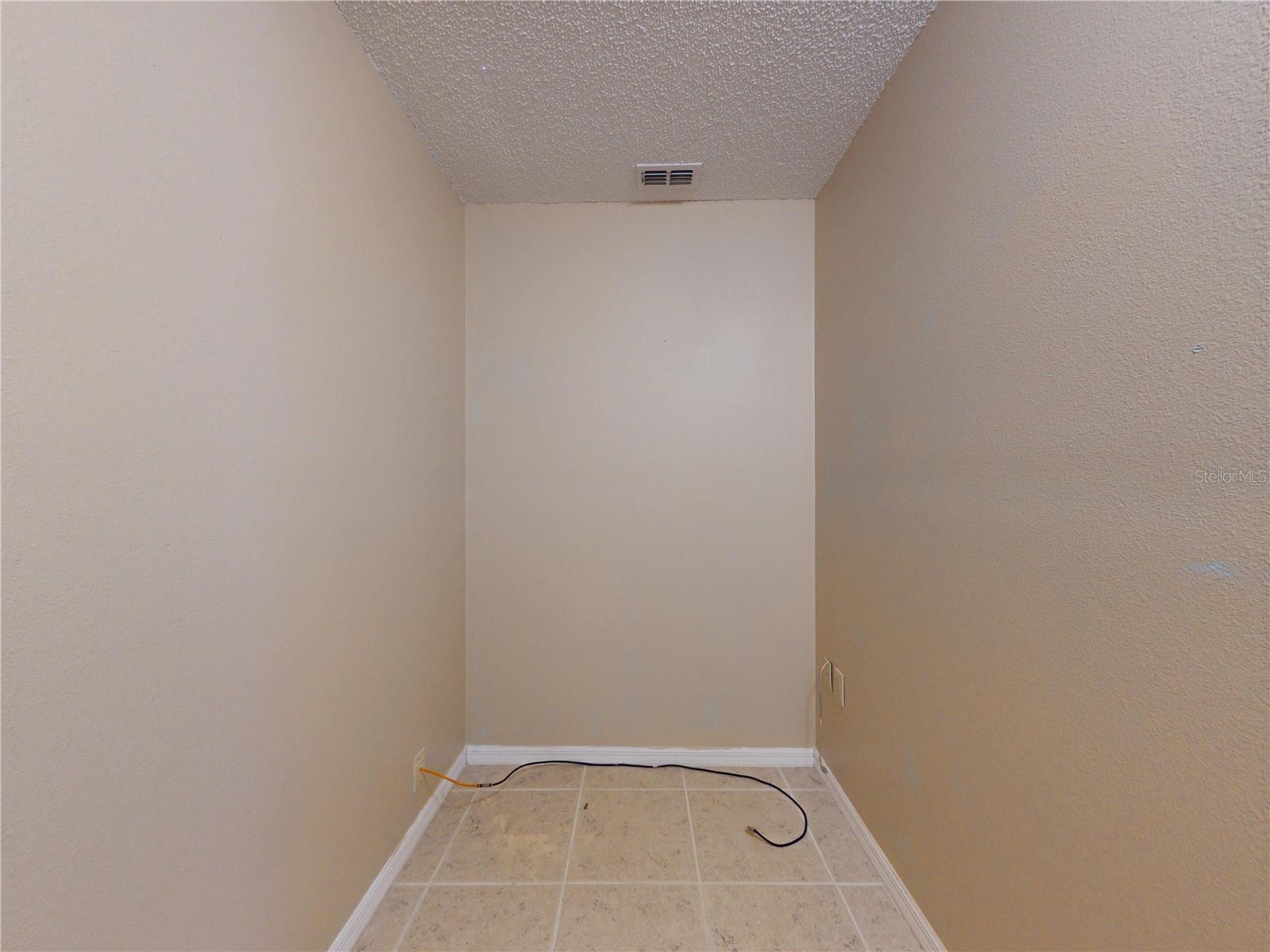 WEST HIGHLANDS - Residential