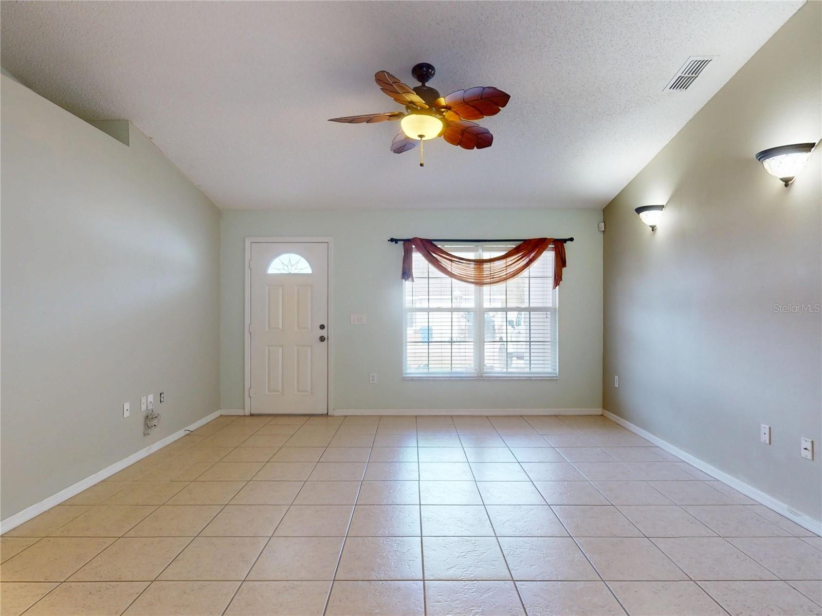 WEST HIGHLANDS - Residential