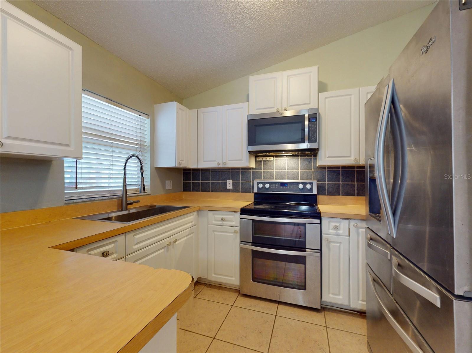 WEST HIGHLANDS - Residential