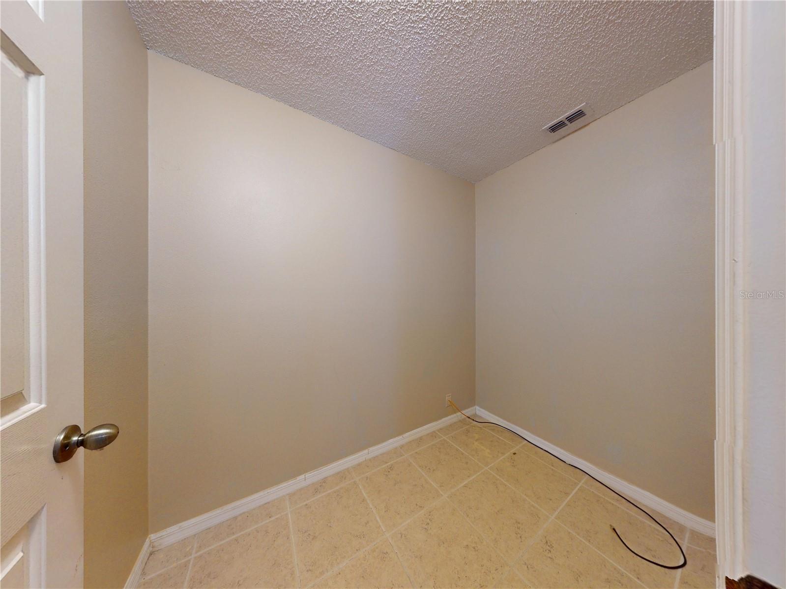 WEST HIGHLANDS - Residential