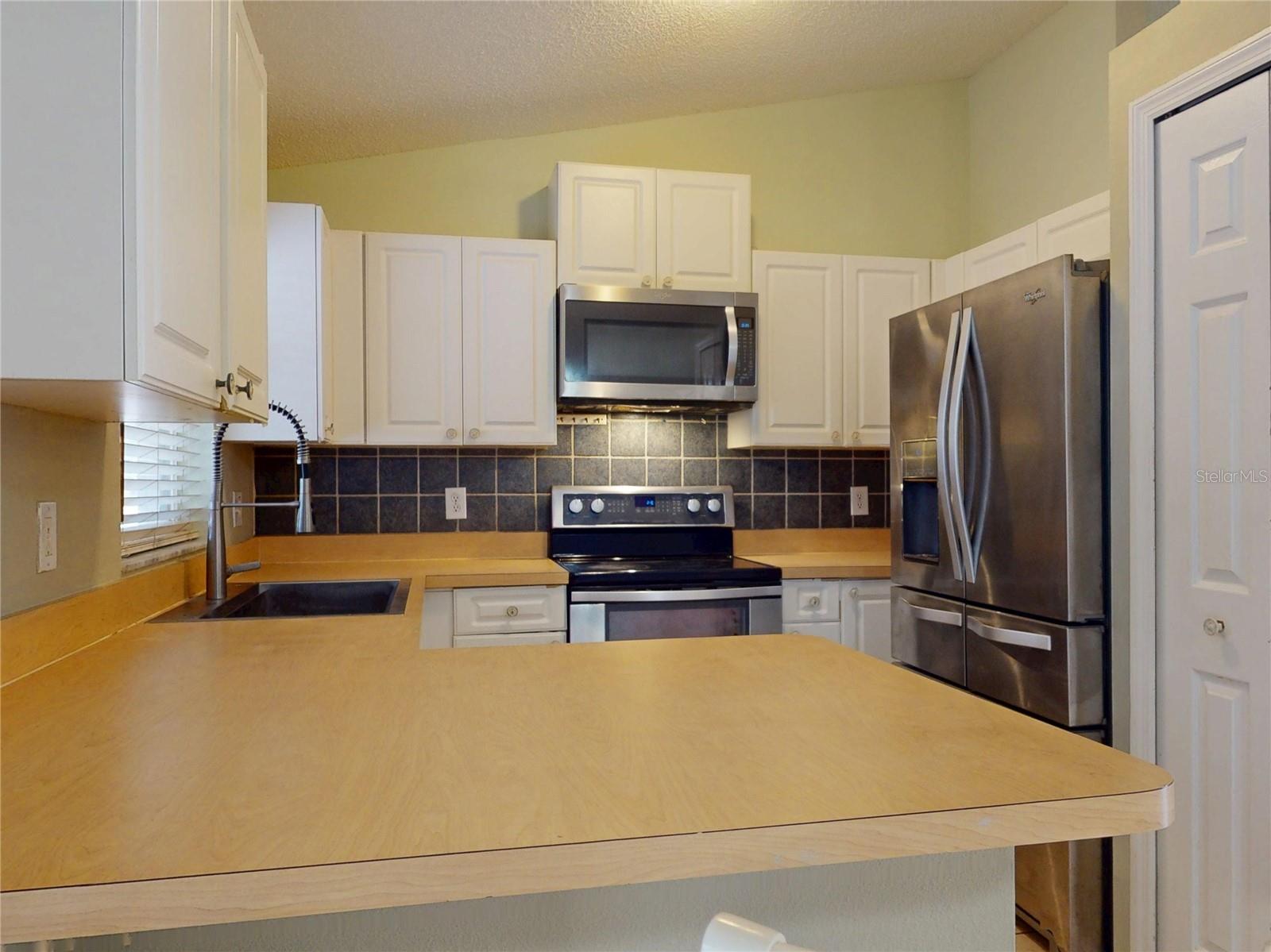 WEST HIGHLANDS - Residential