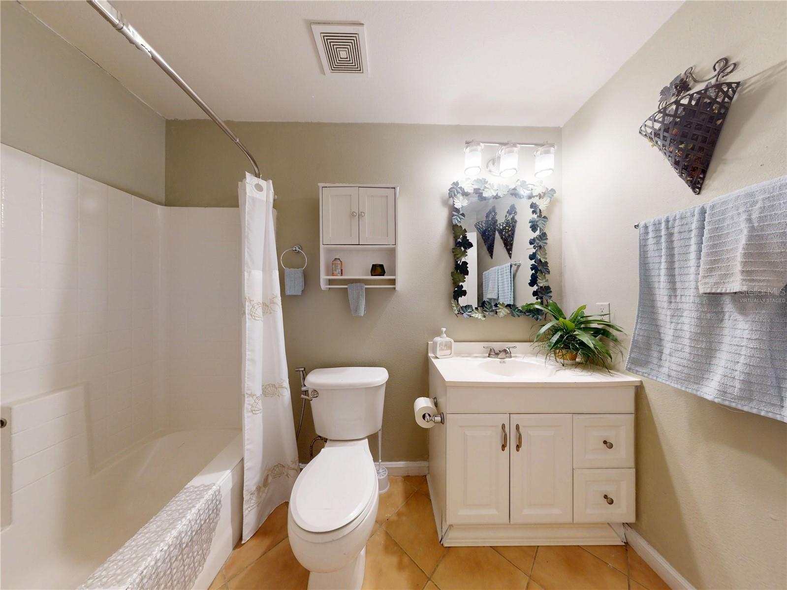 WEST HIGHLANDS - Residential