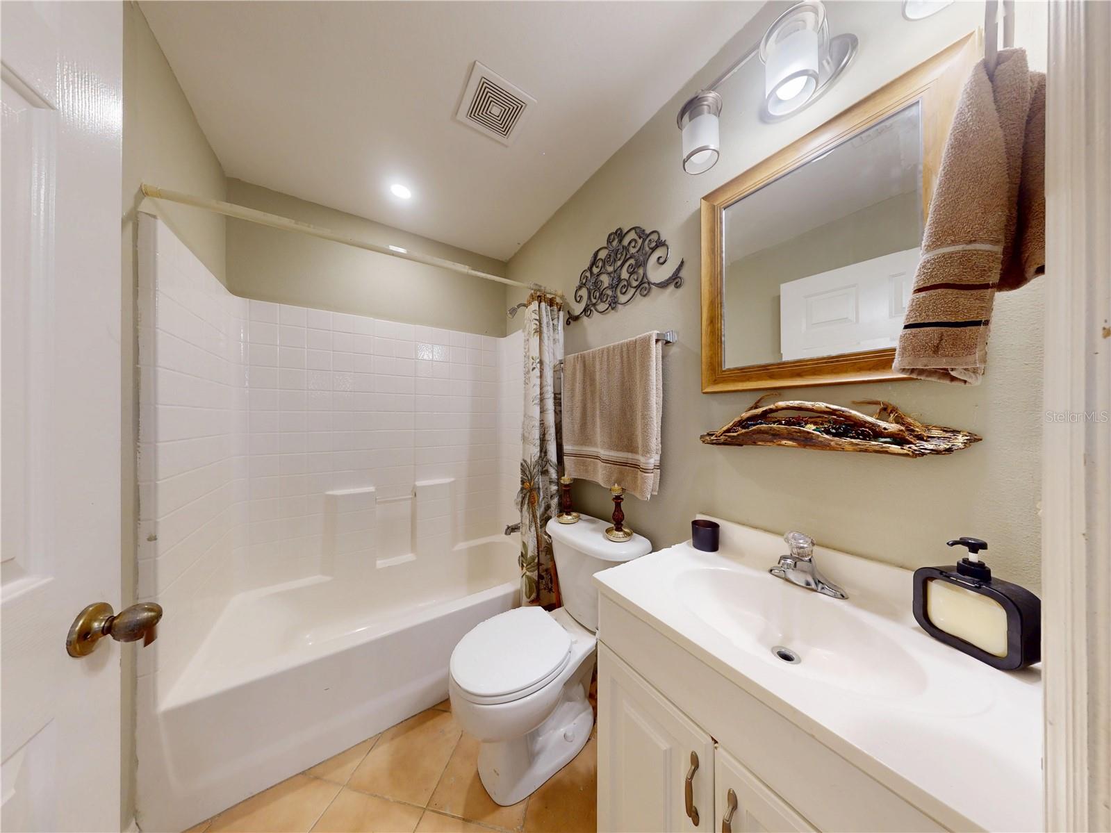 WEST HIGHLANDS - Residential