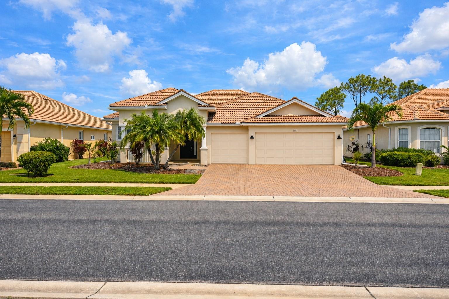 STONEYBROOK AT VENICE - Residential