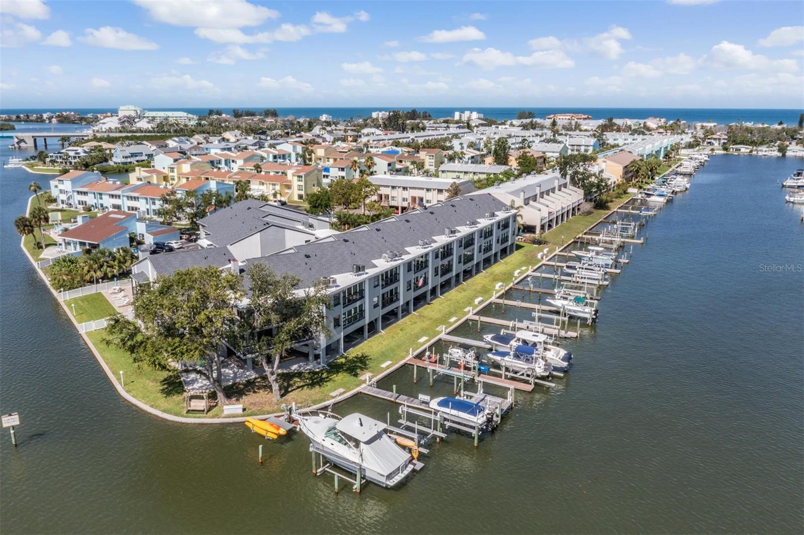 326 WINDRUSH BOULEVARD 103