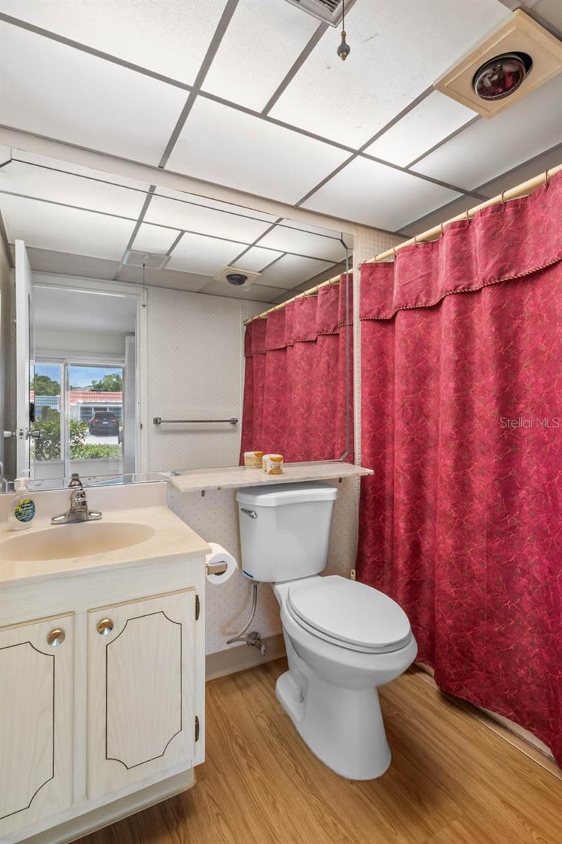 BEDFORD B CONDO - Residential