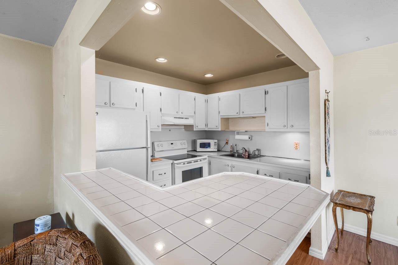 BEDFORD B CONDO - Residential