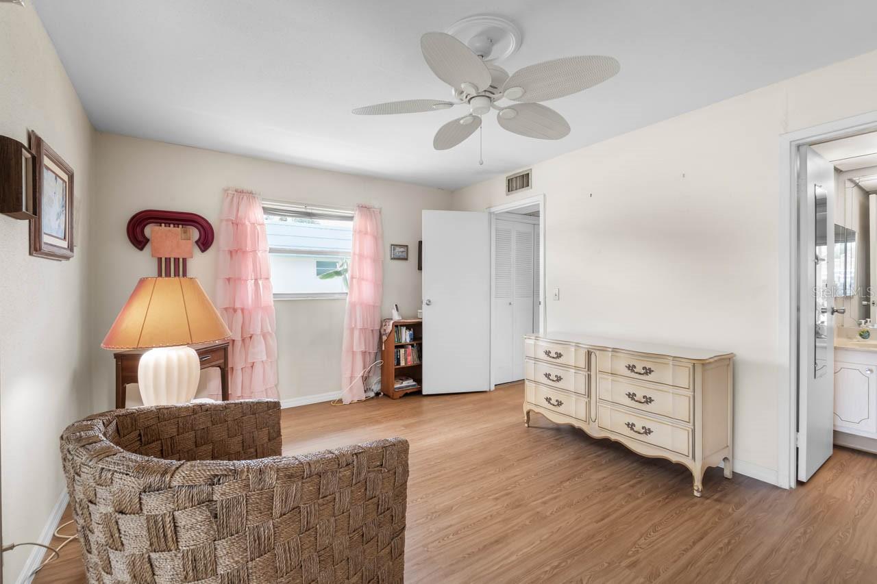 BEDFORD B CONDO - Residential