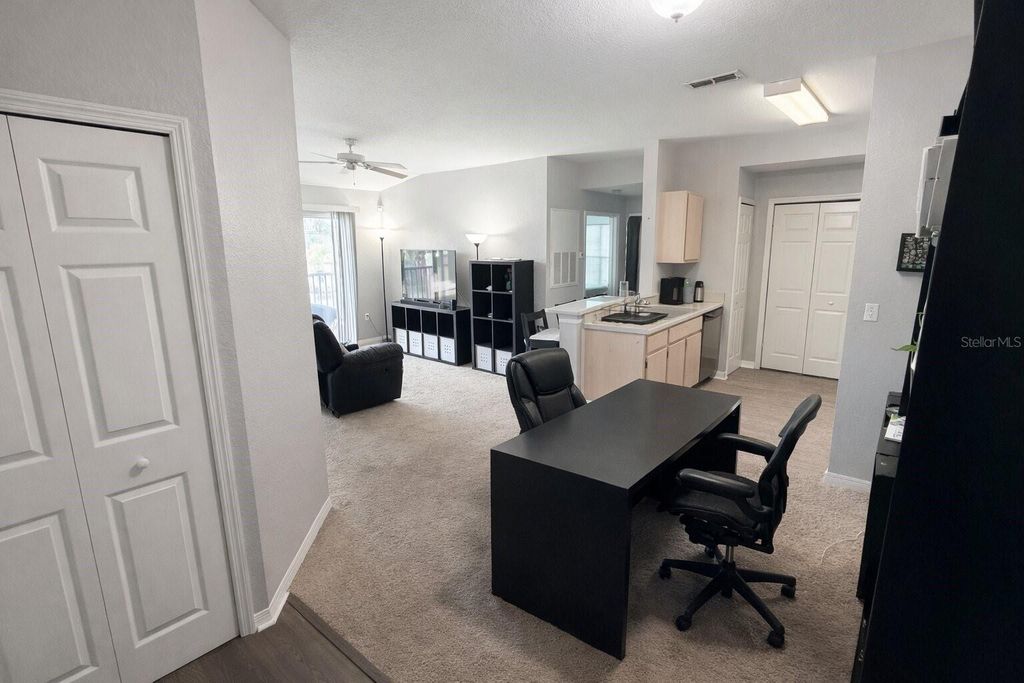 Photo of 5483 Vineland Road #10301, Orlando, FL 32811 (MLS # O6389111)