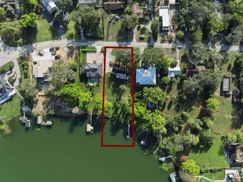 Tiny photo for 2874 E Crooked Lake Drive, Eustis, FL 32726 (MLS # G5110136)