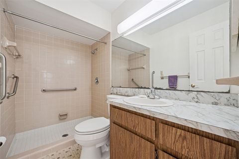 Tiny photo for 2874 E Crooked Lake Drive, Eustis, FL 32726 (MLS # G5110136)