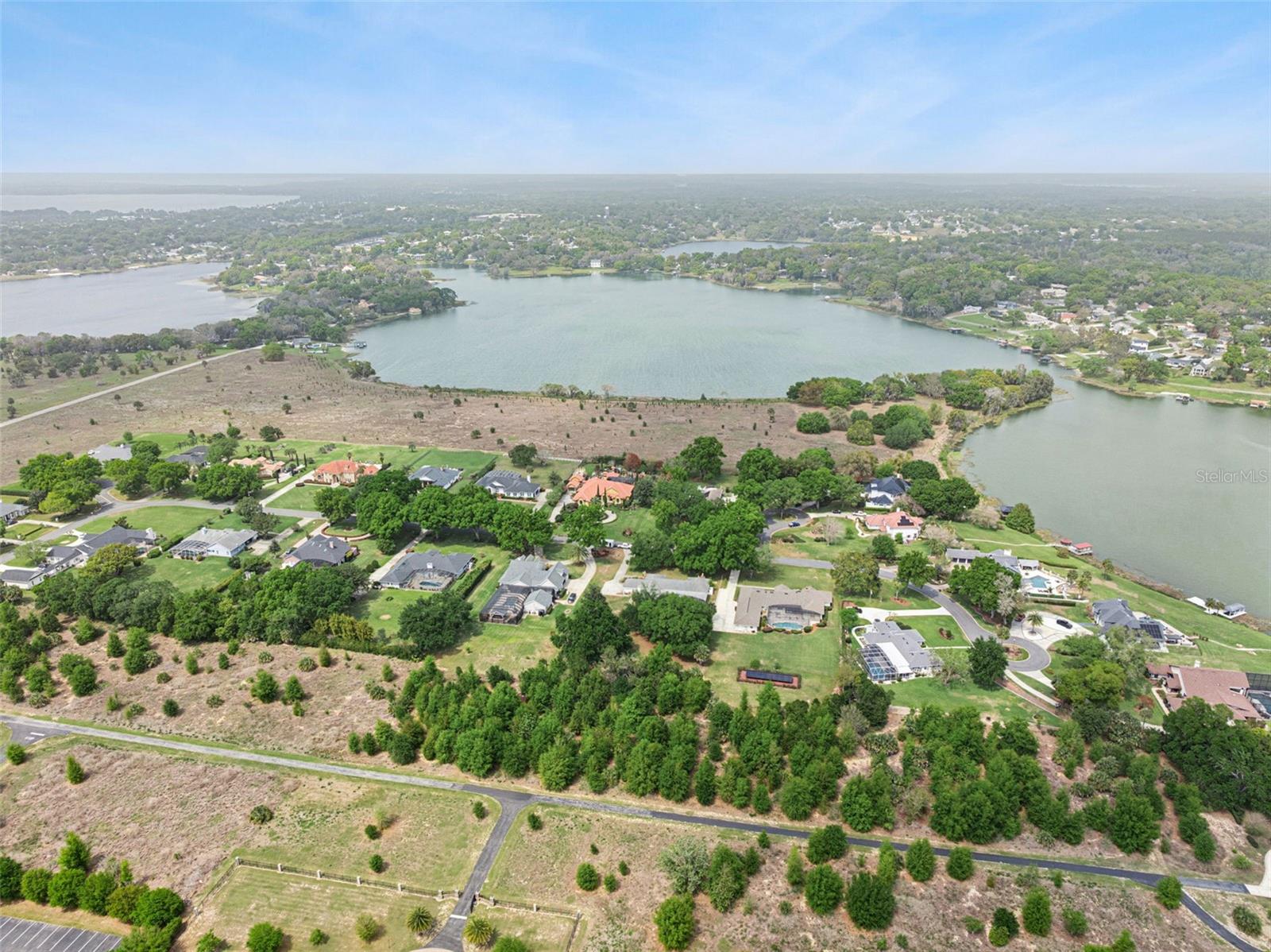 EL BONITO - Residential