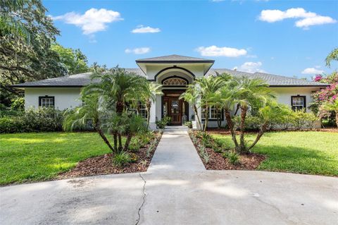 Photo of 2424 Ewell Road, Lakeland, FL 33811 (MLS # R4909674) Photo of 2424 Ewell Road, Lakeland, FL 33811 (MLS # R4909674)
