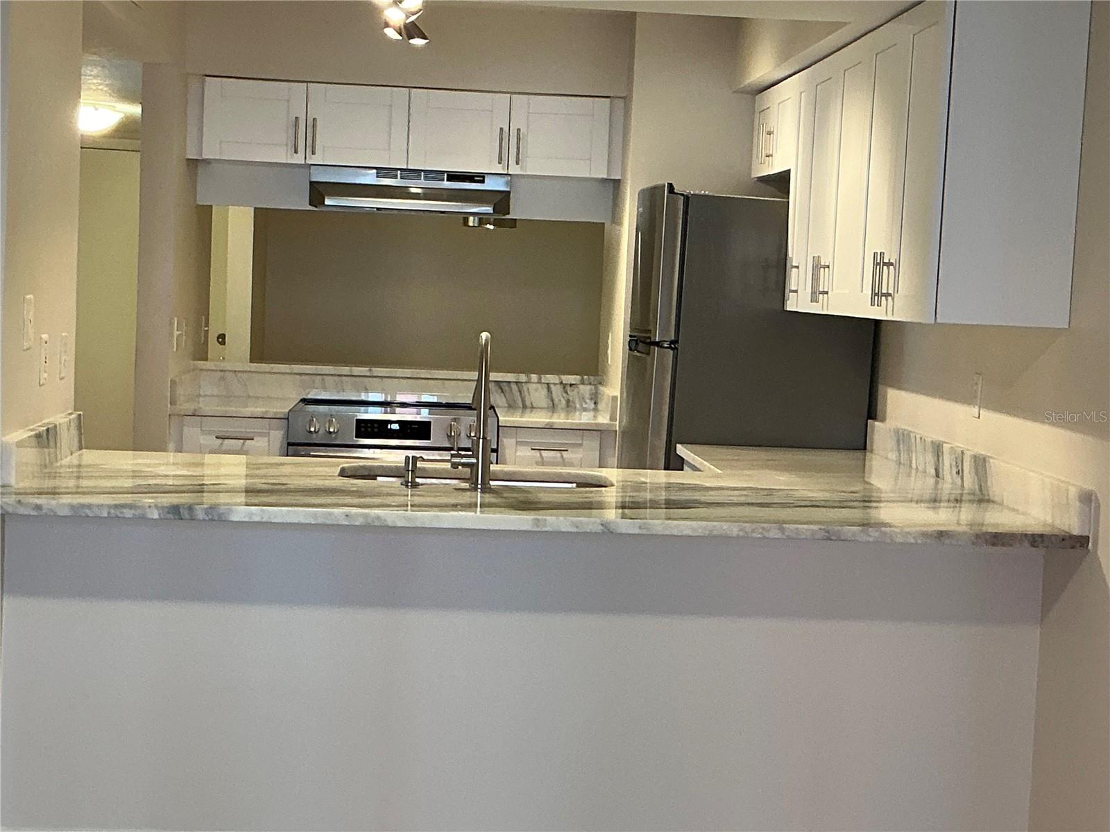 3002 W CLEVELAND STREET B4