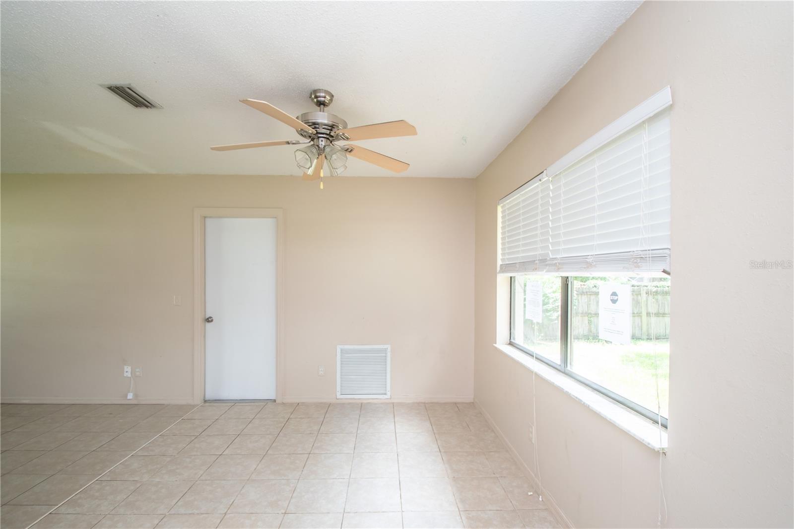 HILL N DALE - Residential Lease