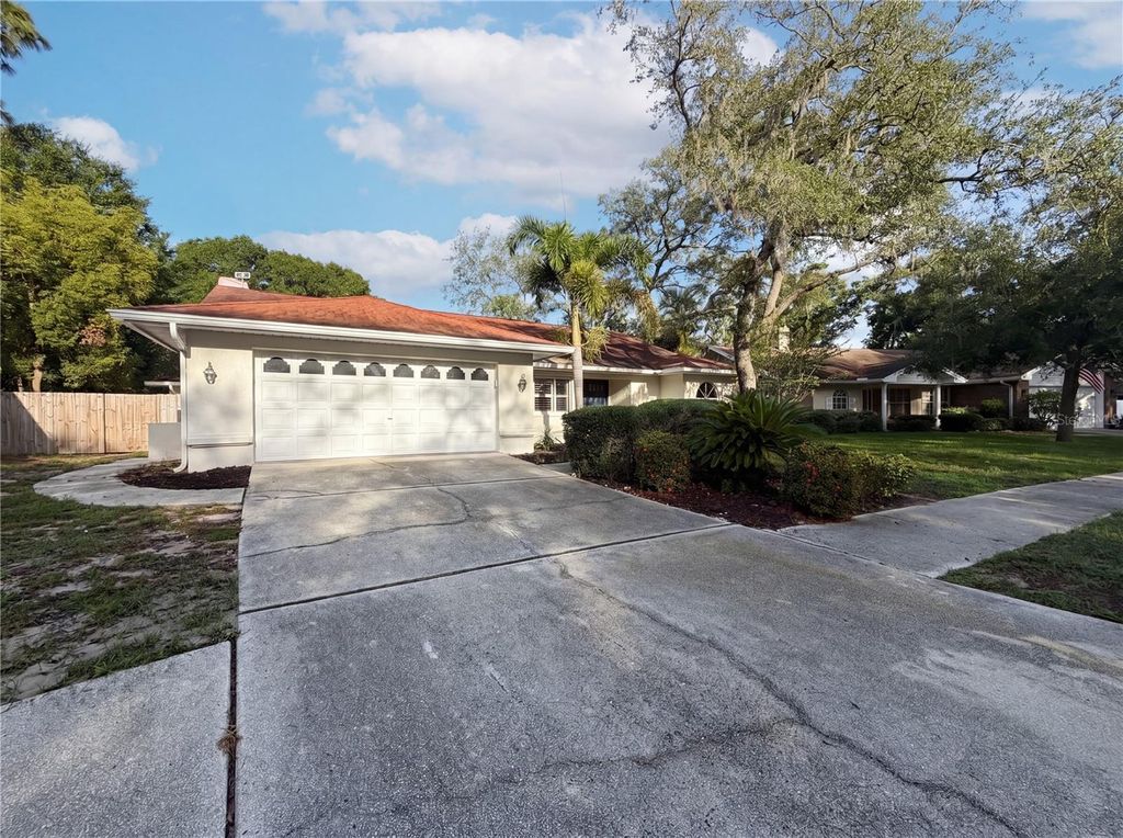 Photo of 1015 Knollwood Court, Safety Harbor, FL 34695 (MLS # O6412226)