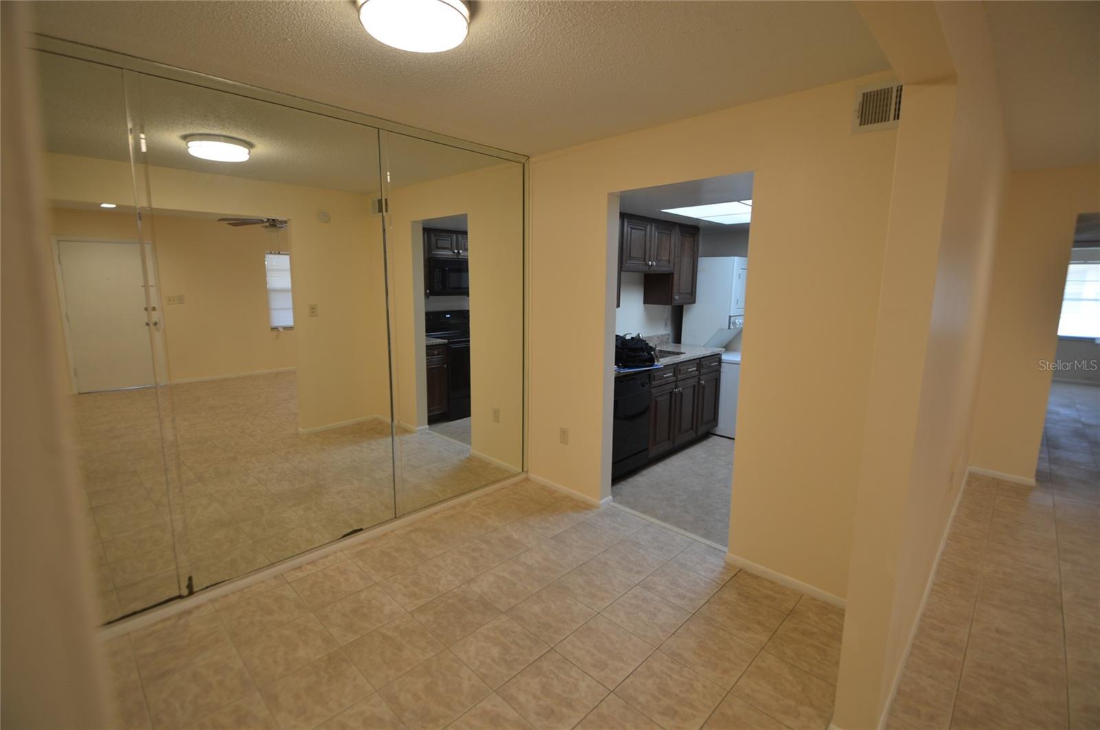 SANDLEWOOD CONDO - Residential Lease