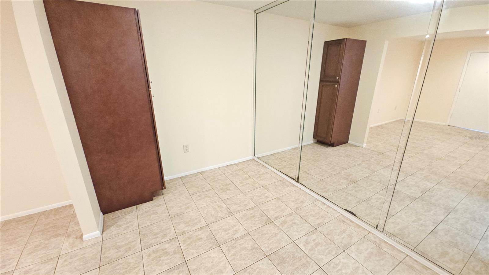 SANDLEWOOD CONDO - Residential Lease