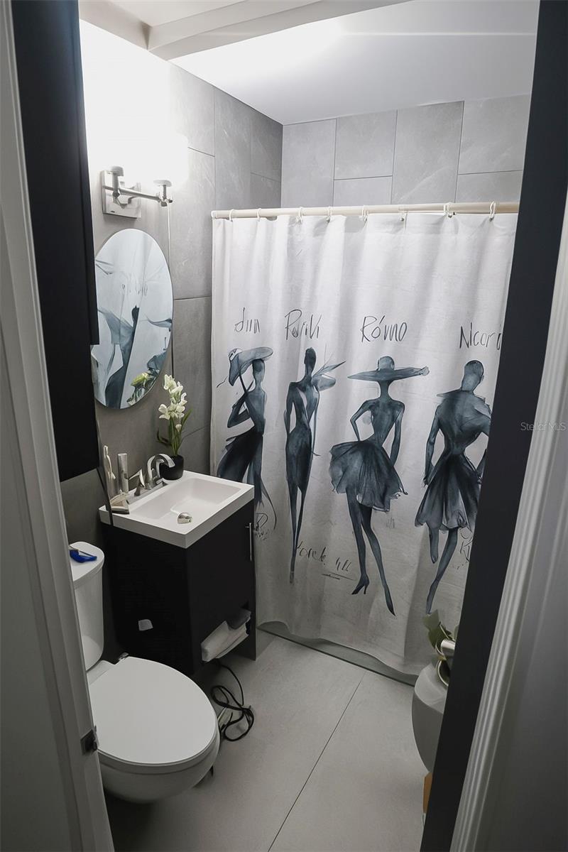 GREENVILLE MANOR - Residential