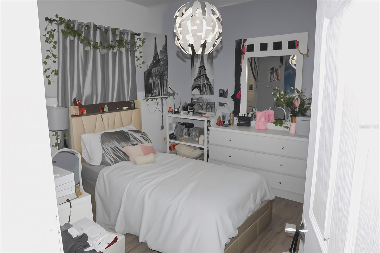 GREENVILLE MANOR - Residential