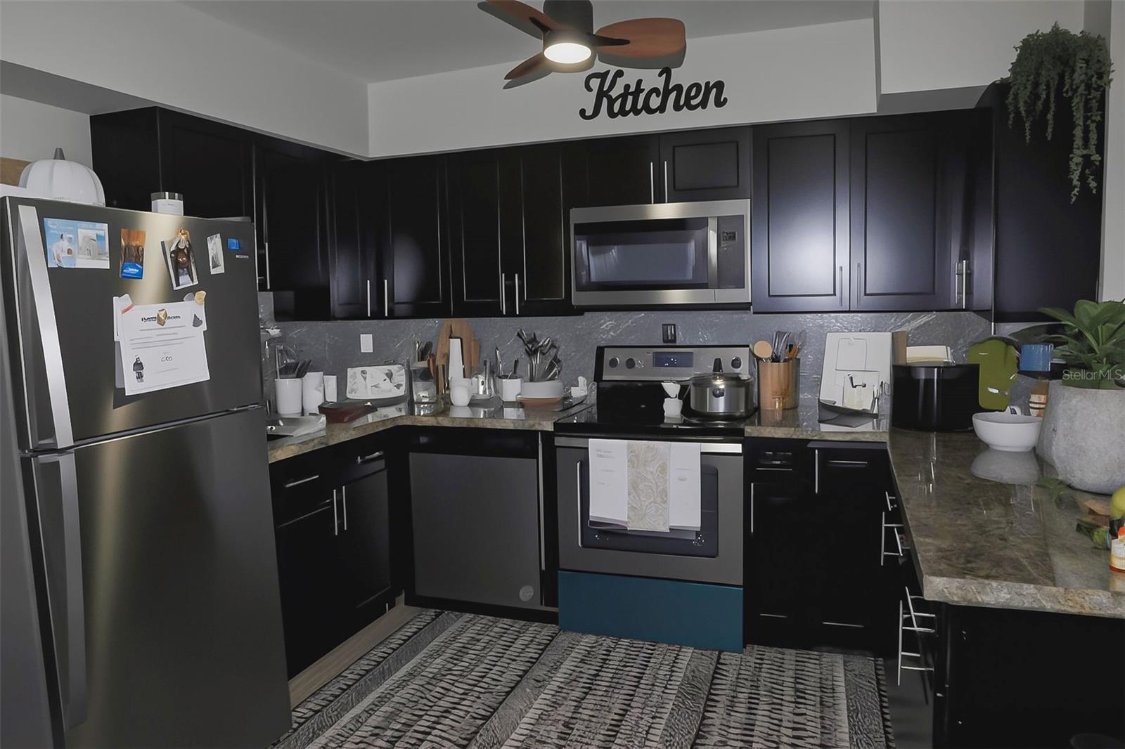 GREENVILLE MANOR - Residential