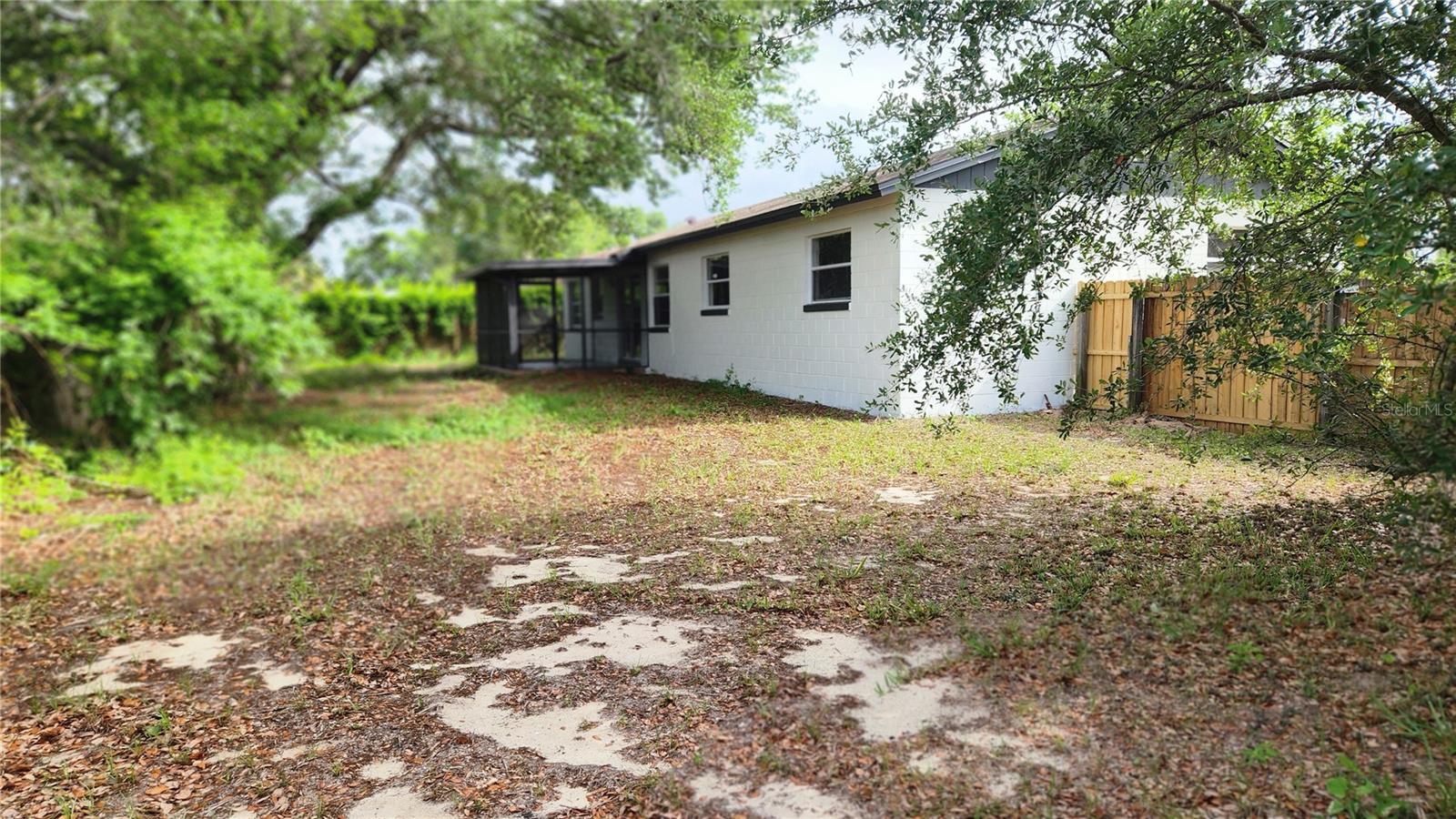 FOX BRIAR - Residential