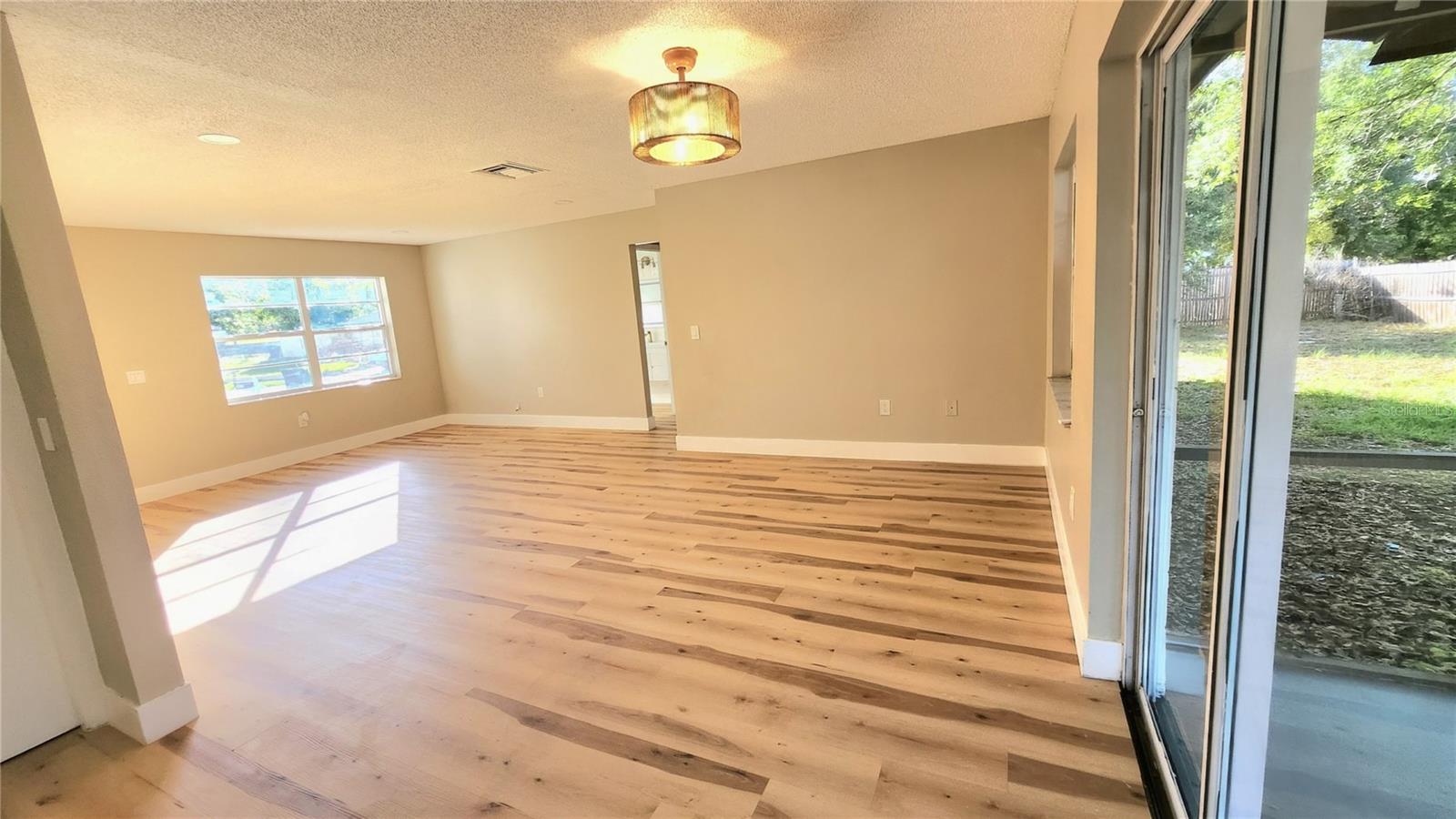 FOX BRIAR - Residential