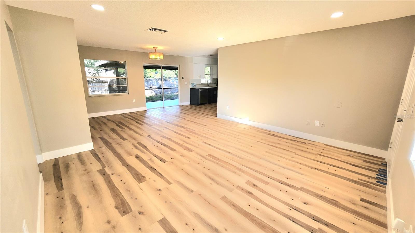 FOX BRIAR - Residential