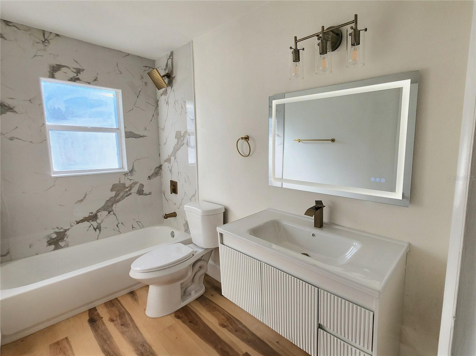 FOX BRIAR - Residential