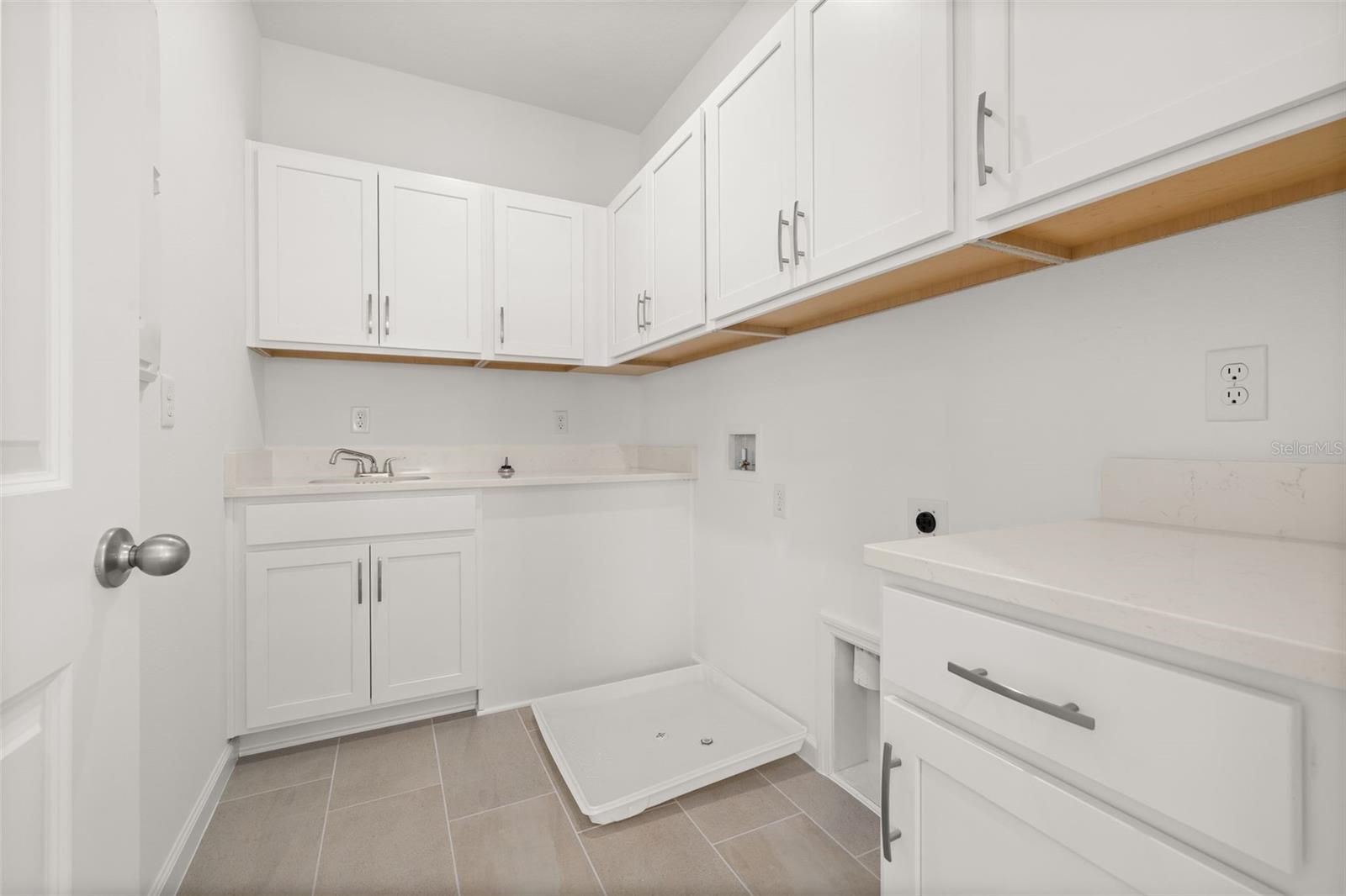 SERENADE AT OVATION - Residential