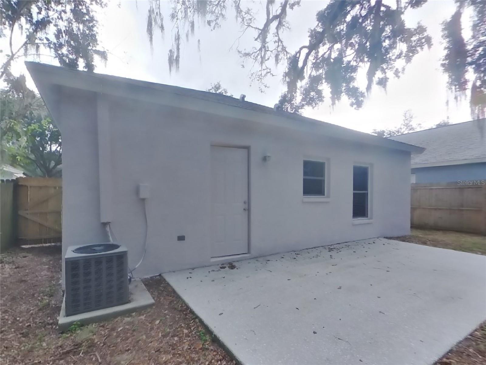 DEER PARK - Residential Lease