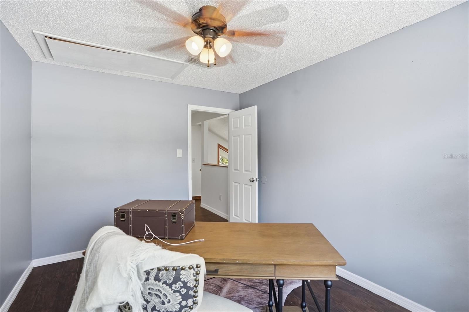 COUNTRY PLACE UNIT VI - Residential