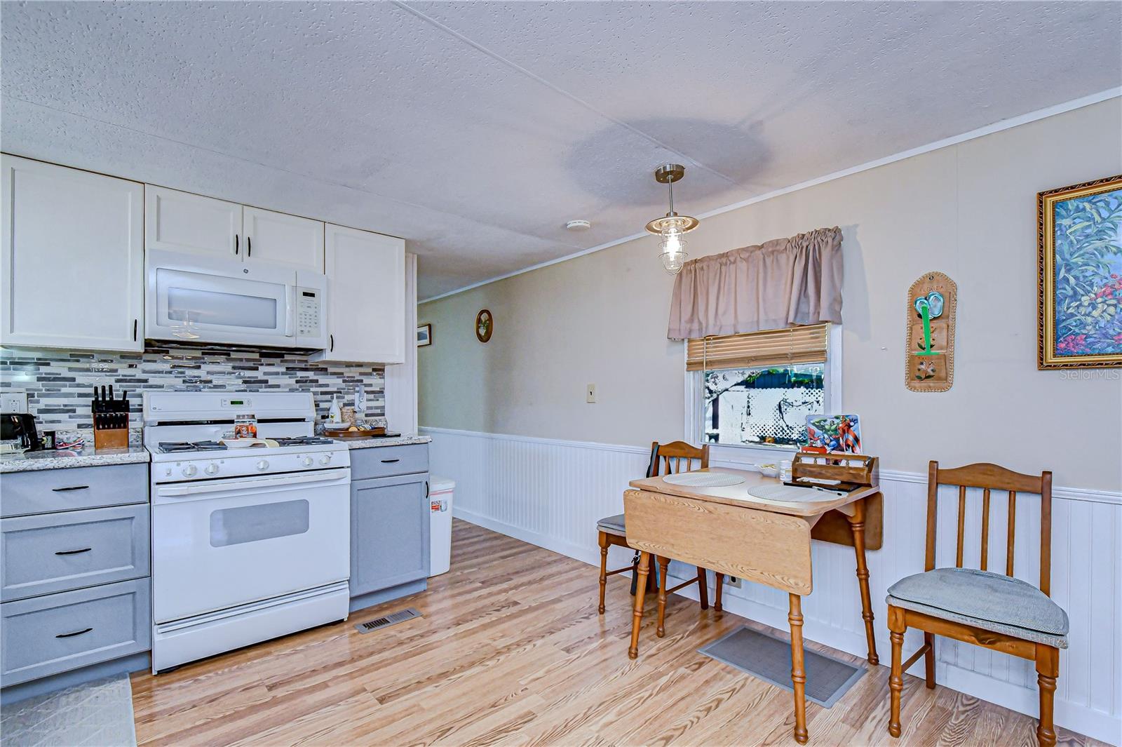 ZEPHYRHILLS COLONY CO - Residential