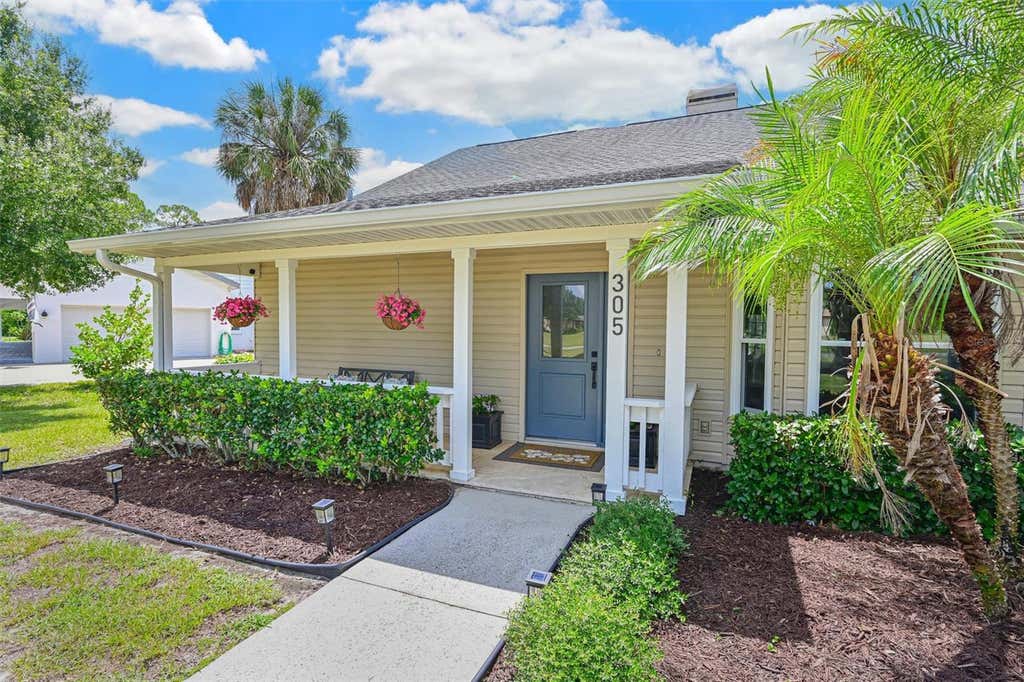 Photo of 305 Mill Run E, Bradenton, FL 34212 (MLS # A4698800)