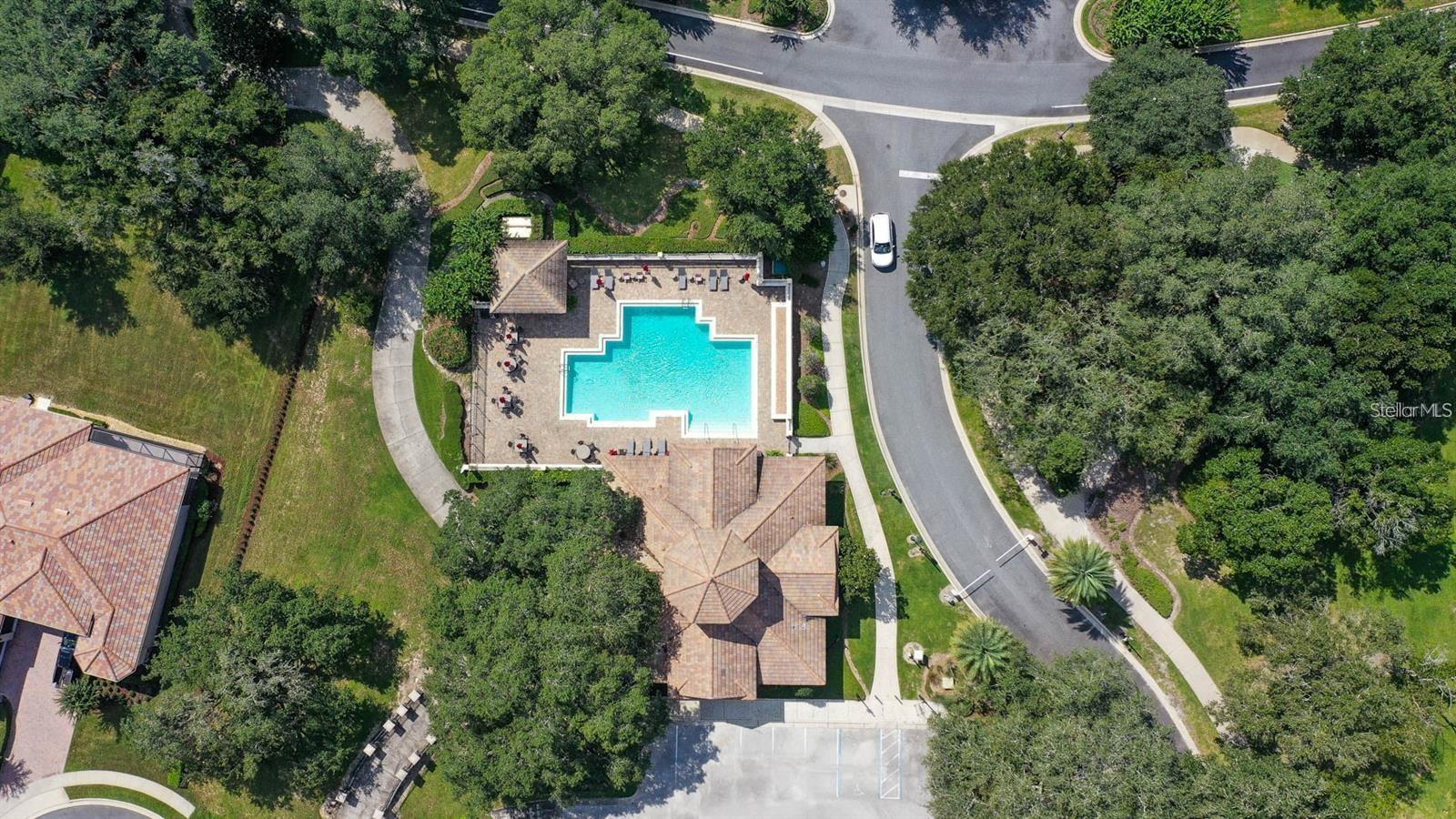HEATHROW COUNTRY ESTATE - Residential