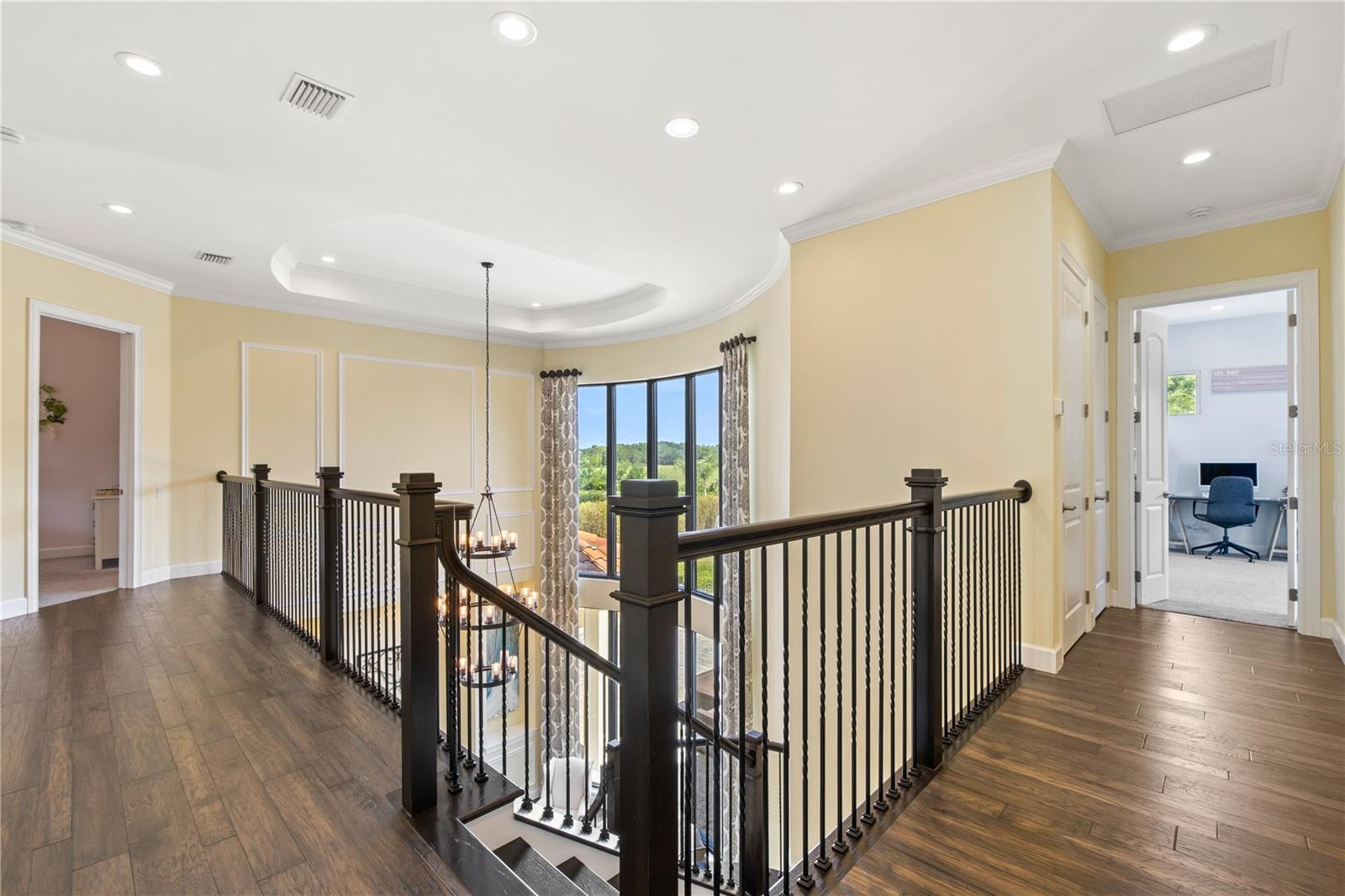 HEATHROW COUNTRY ESTATE - Residential