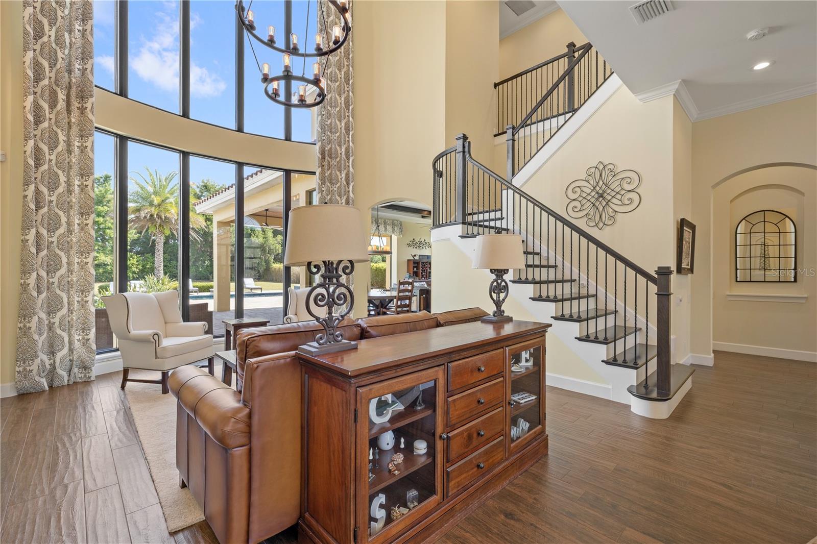 HEATHROW COUNTRY ESTATE - Residential