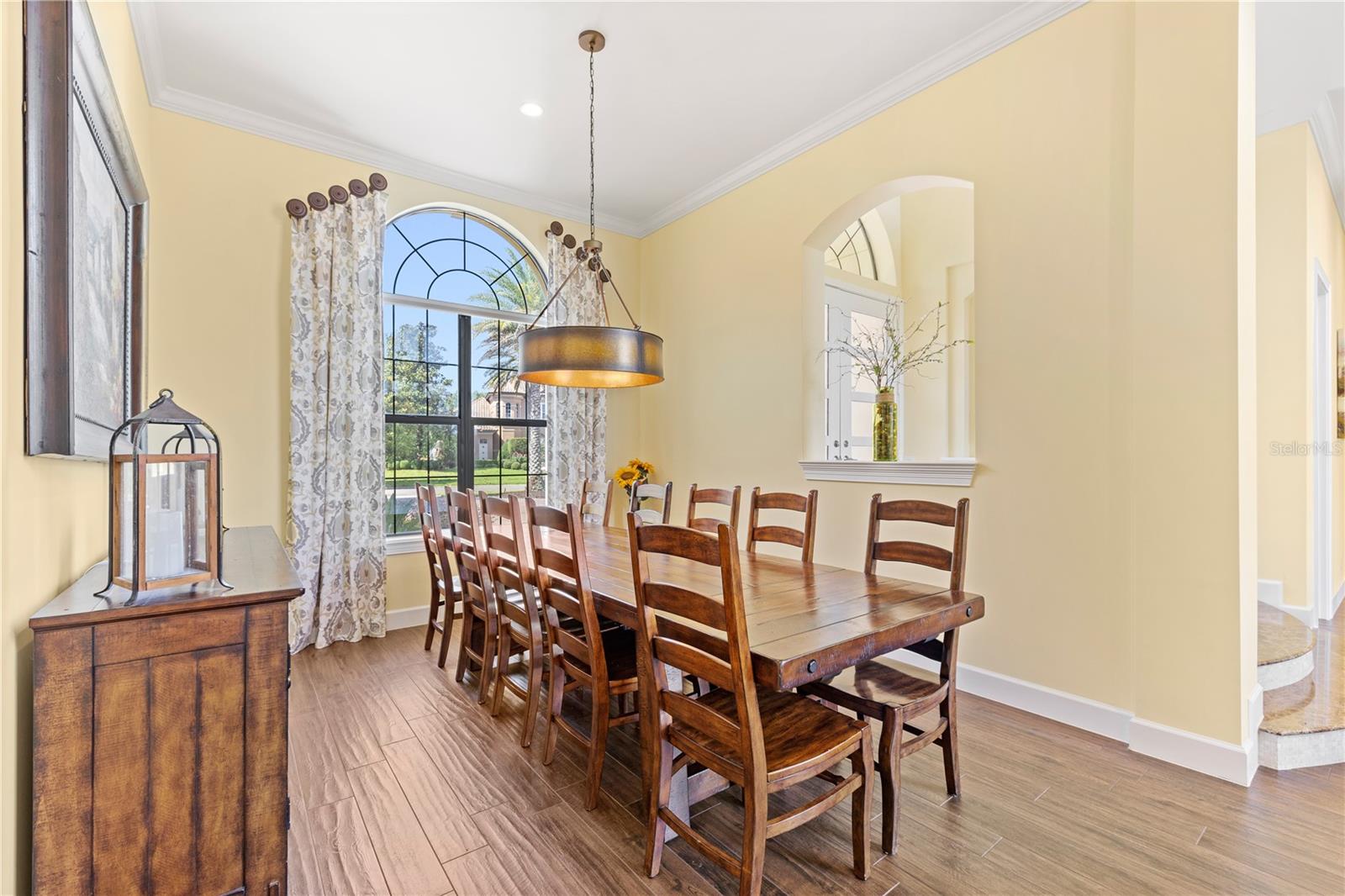 HEATHROW COUNTRY ESTATE - Residential