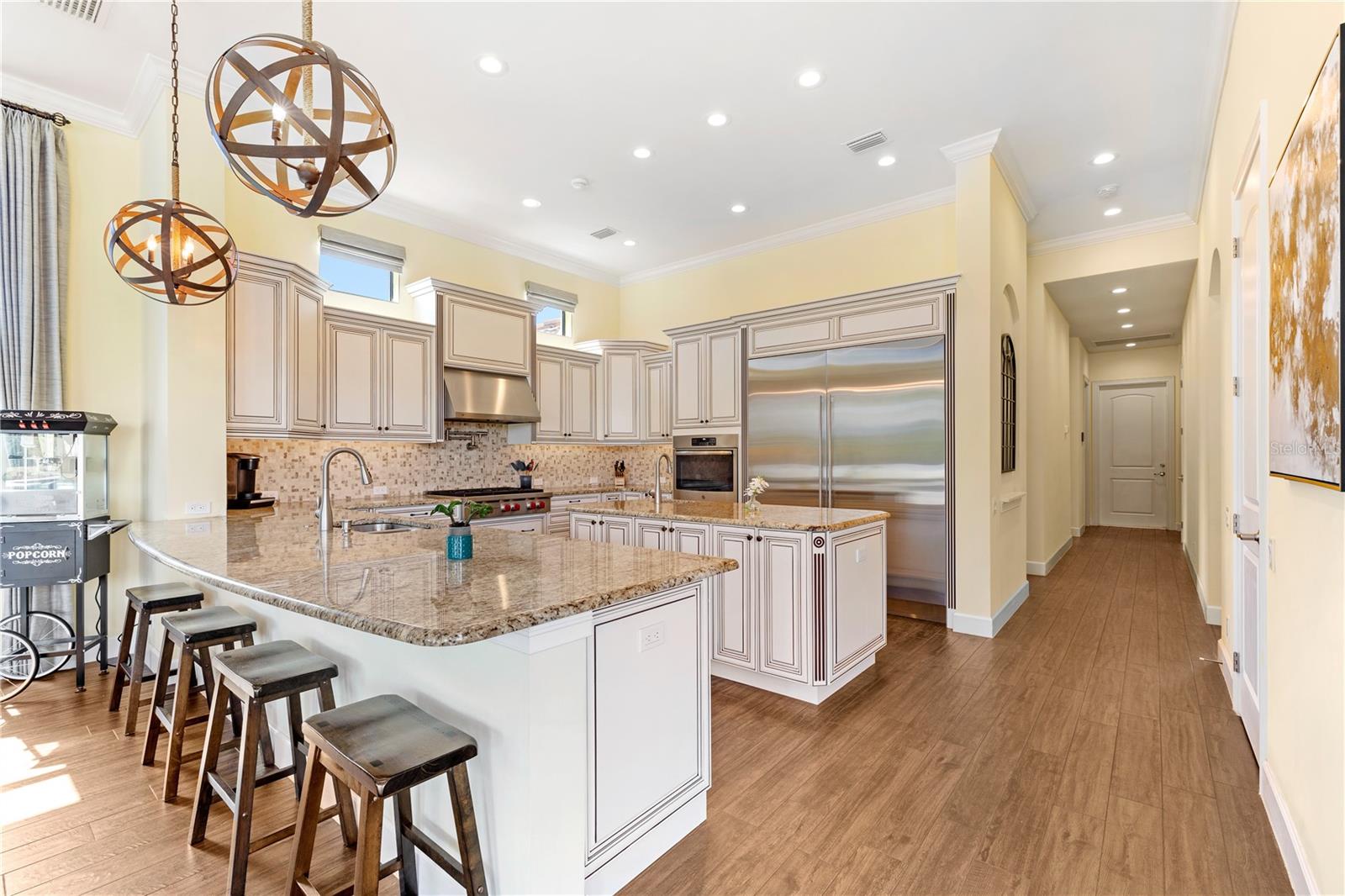 HEATHROW COUNTRY ESTATE - Residential