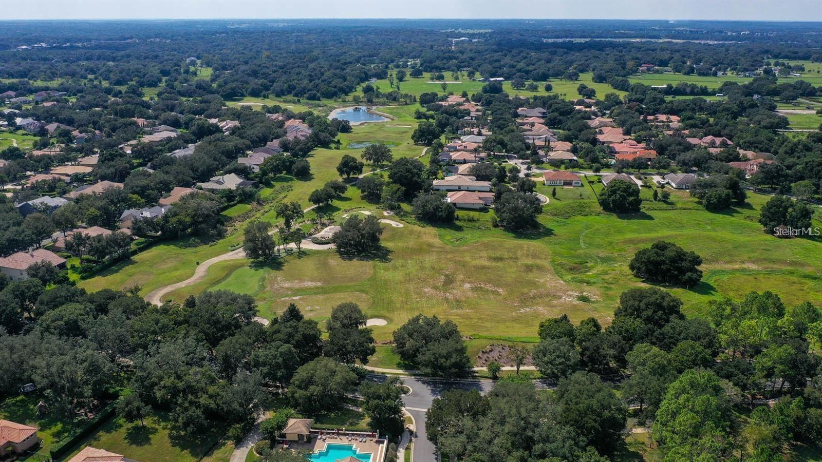 HEATHROW COUNTRY ESTATE - Residential
