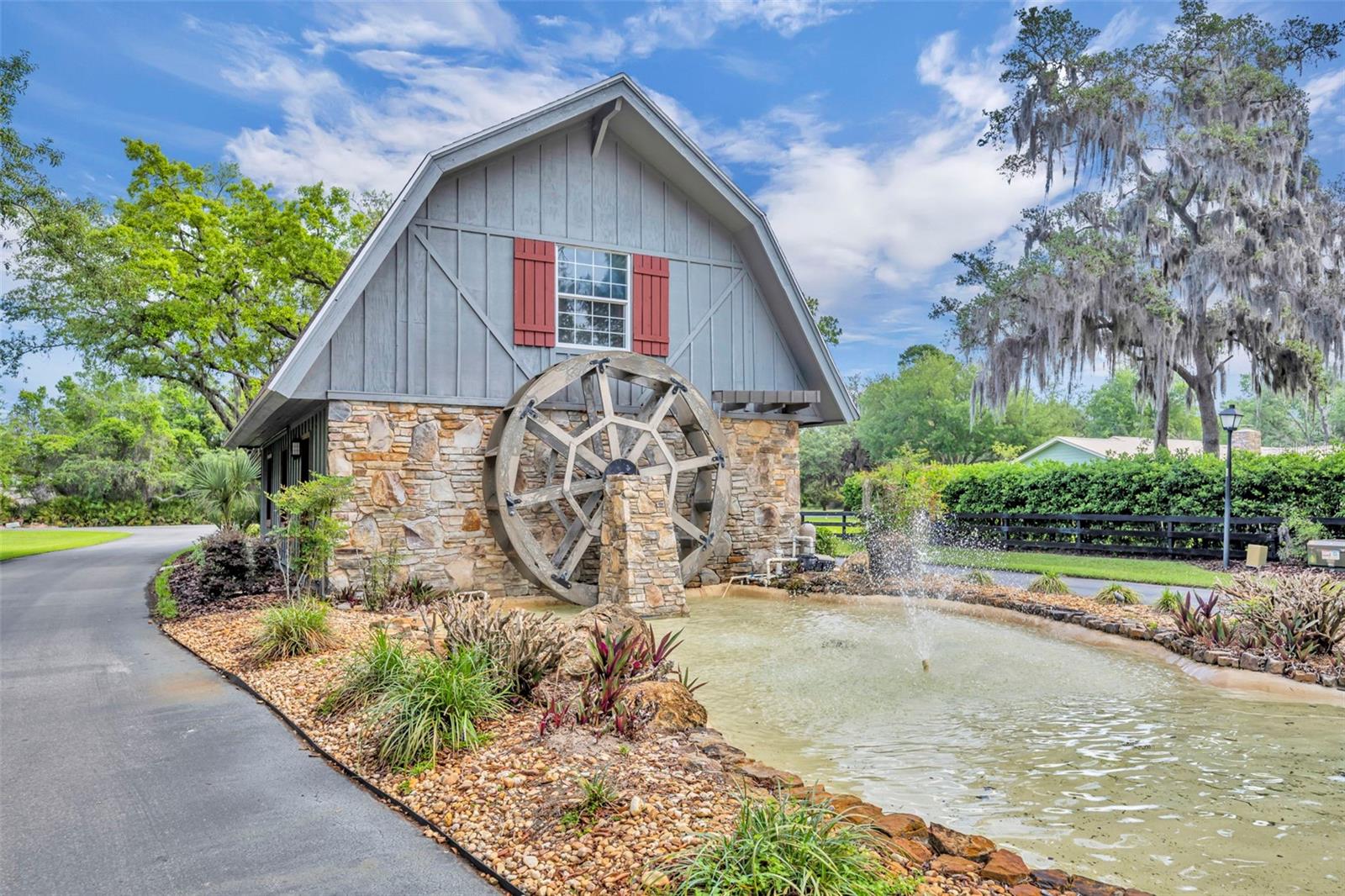 OLD MILL RUN SUB - Residential
