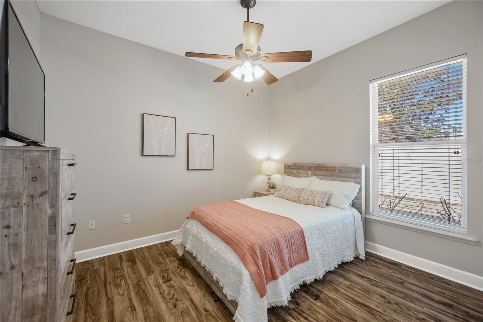 RUBY LAKE PH 04 - Residential