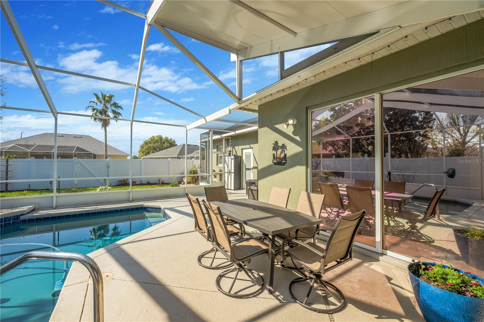 RUBY LAKE PH 04 - Residential