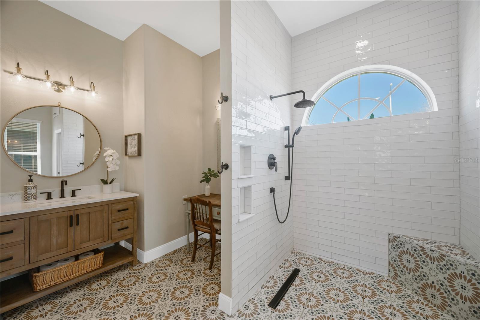 RUBY LAKE PH 04 - Residential