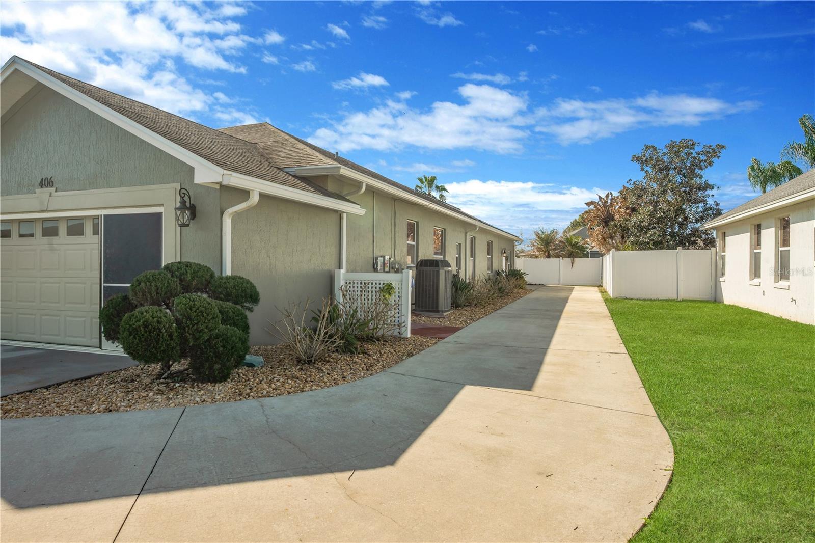 RUBY LAKE PH 04 - Residential